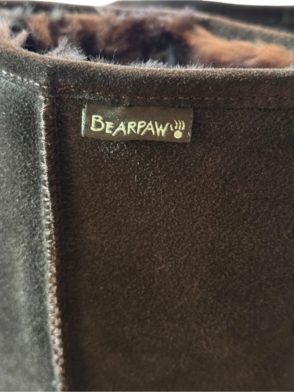 Women’s Bearpaw Emma Mid-Calf Winter Boots, size 9
